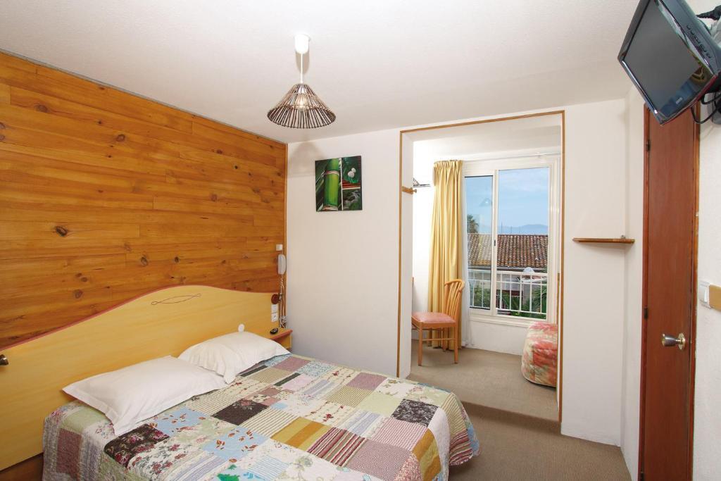 Hotel La Croix De Malte La Ciotat Cameră foto